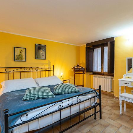 Bed and Breakfast La Casa Di Pepe Sutri Exterior foto